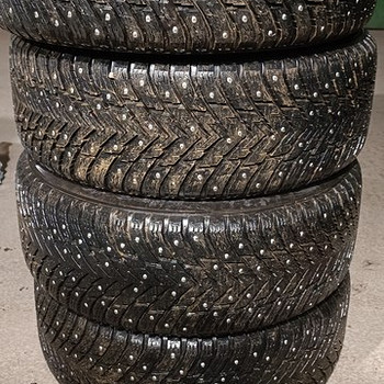 Nokian Hakkapeliitta 10, R16 215/55