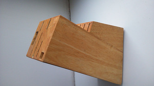 Подставка для ножей (3 фото из 3)