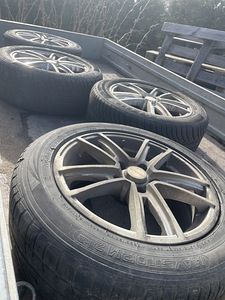 205/55R16 91V (2 фото из 4)
