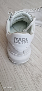 KARL LAGERFELD (2 foto / 3)