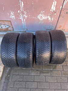 Rehvid M/S 225/45/17 (1 foto / 4)