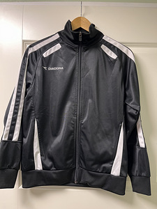 DIADORA spordipluus, suurus XS (1 foto / 3)