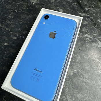 iPhone XR