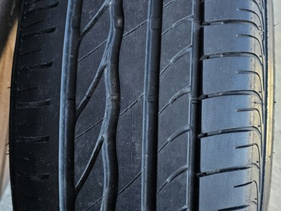Bridgeston Turanza 215/55 R16