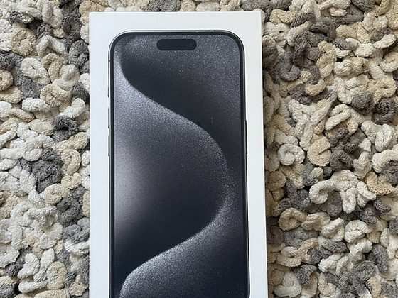 iPhone 15 pro 128gb dual sim UUS