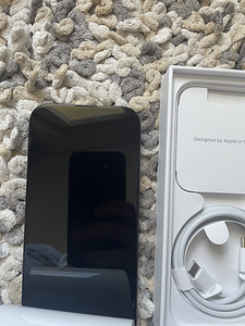 iPhone 15 pro 128gb dual sim UUS (5 foto / 5)