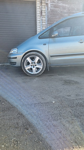 Продаются литые диски и шины Volkswagen 17 дюймов (5 фото из 5)