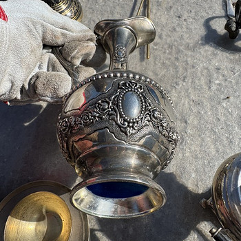 Erinevad metallist antiikesemed