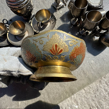 Различные металлические антикварные вещи