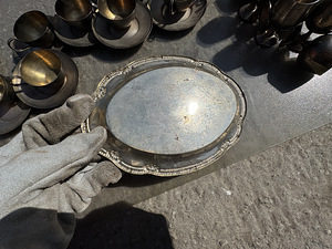 Erinevad metallist antiikesemed (7 foto / 10)