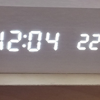Часы, дерево