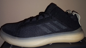 Кроссовки Adidas Pure Boost (1 фото из 3)