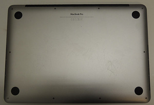 Ноутбук MacBook Pro (A1502) + зарядка (4 фото из 7)