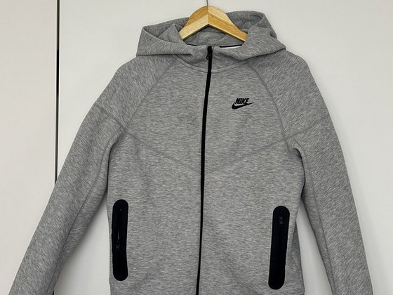 Nike TECH FLEECE pusa