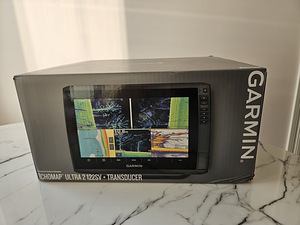 Garmin ECHOMAP Ultra 2 122sv + GT56 andur (1 foto / 2)