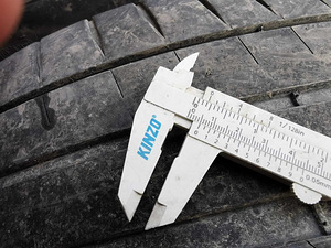 Продаю: 255/40R20 Michelin Pilot Sport 4, 2 шт. (5 фото из 5)