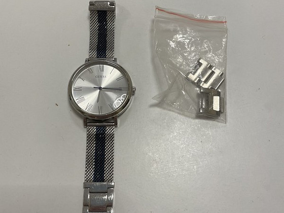 Часы Guess W1155L2