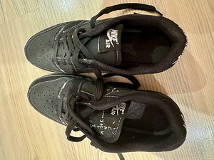 Uus Nike Jordan (Travis Skott), 41 (6 foto / 7)