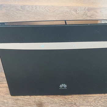 4G роутер Huawei B525s