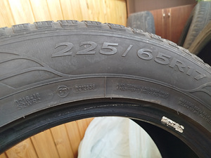 Goodyear 225/65 R17 (4 foto / 4)