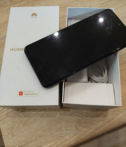 Müüa uus Huawei P Smart 2021 (1 foto / 2)
