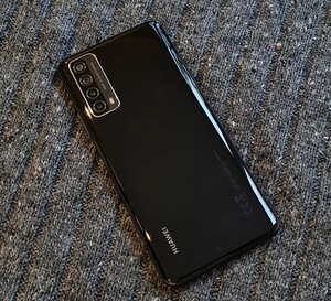 Müüa uus Huawei P Smart 2021 (2 foto / 2)