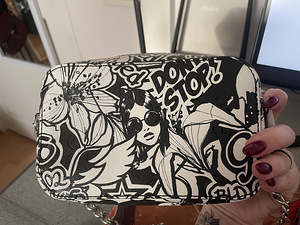 Сумка GUESS (2 фото из 4)