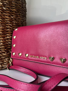 Michael Kors kott (1 foto / 4)