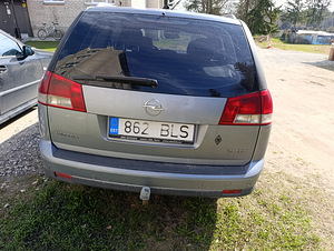 Opel vectra 2004, дизель, мануал (4 фото из 6)