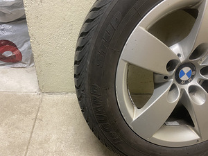 205/60R16 96t extra load winter BMW yokohama (3 foto / 10)