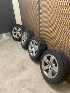 205/60R16 96t extra load winter BMW yokohama (8 foto / 10)