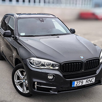 BMW F15 40D 2016A