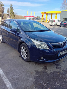 Toyota Avensis (1 foto / 7)