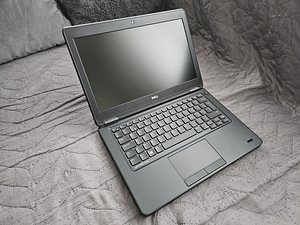 Dell Latitude E5250 4G (2 фото из 9)