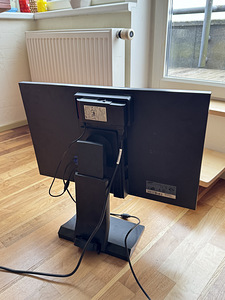 24" Samsung S24A450B монитор (2 фото из 6)
