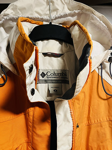 Columbia jope, suurus M, fliisvoodriga, väga heas seis (2 foto / 4)