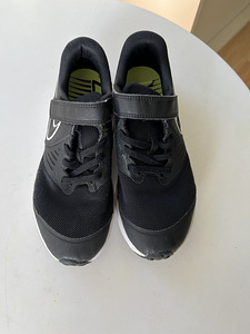 Кроссовки Nike 33,5 (3 фото из 4)