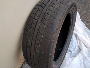 Продам летнюю резину (2 фото из 4)