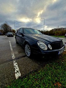 Mercedes-Benz E220 110 кВт (1 фото из 10)
