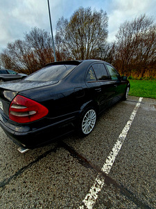Mercedes-Benz E220 110 кВт (5 фото из 10)
