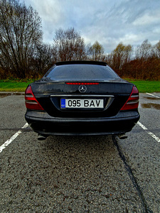 Mercedes-Benz E220 110 кВт (3 фото из 10)
