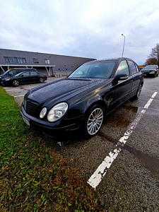 Mercedes-Benz E220 110 кВт (8 фото из 10)