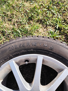 R16 205/55 saab 93 2000 (2 foto / 3)