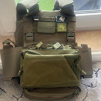 Slick plate carrier