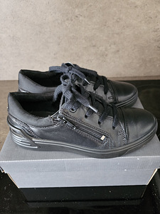 Ecco 35 (3 фото из 3)