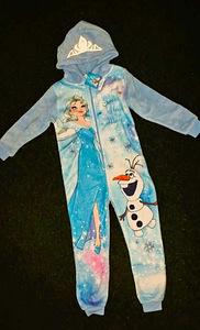 Disney Frozen мягкий флисовый комбинезон, 98-104, новый (1 фото из 10)