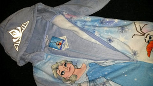 Disney Frozen мягкий флисовый комбинезон, 98-104, новый (7 фото из 10)