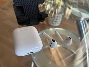 Apple airpods (3 foto / 6)