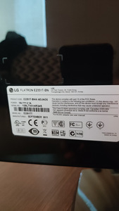Продаю монитор LG (3 фото из 3)