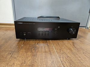 Yamaha R-S202D стерео ресивер BT, DAB. (2 фото из 6)